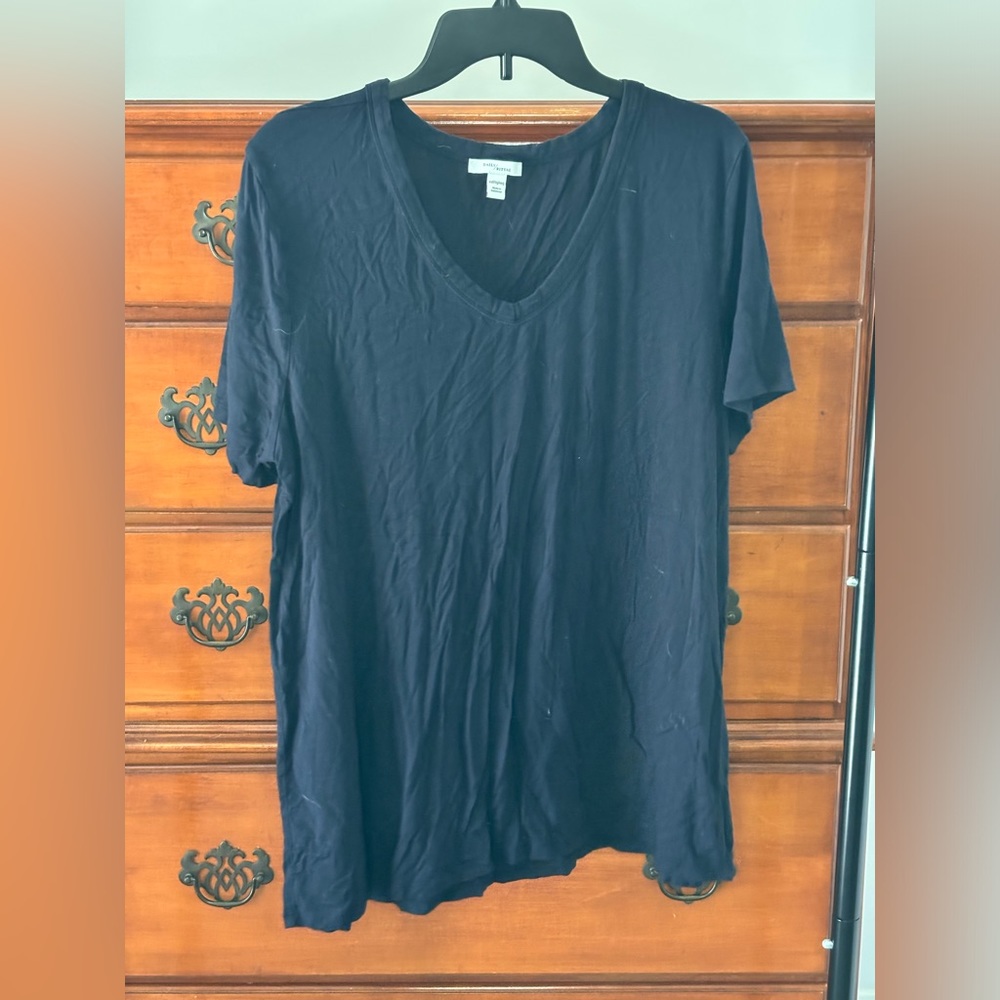 Casual V-neck Tshirts
